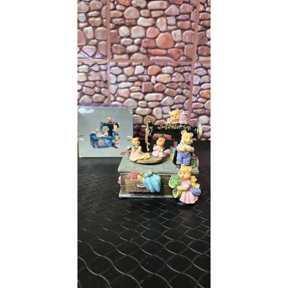 Bears Sewing Machine Music Box Sankyo Animated Turntable Resin